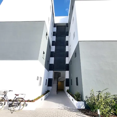 Rooftop Infinity Pool Escape Pp36 Apartman